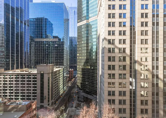 Loop W Pool Gym Nr Theatre District L Chi-258 Apartment Chicago
