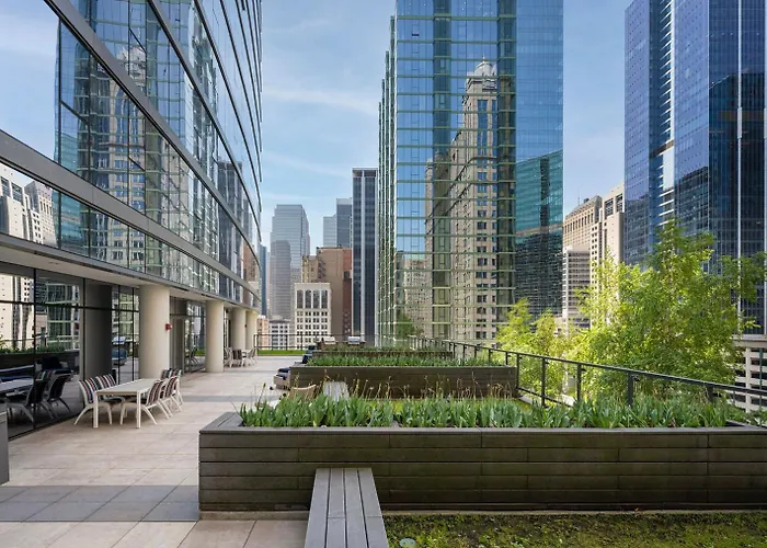 Apartment Loop W Pool Gym Nr Theatre District L Chi-258 Chicago