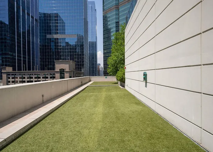 Apartment Loop W Pool Gym Nr Theatre District L Chi-258 *